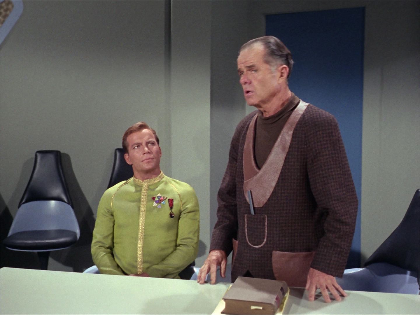 ariane179254_StarTrek_1x20_CourtMartial_2131.jpg