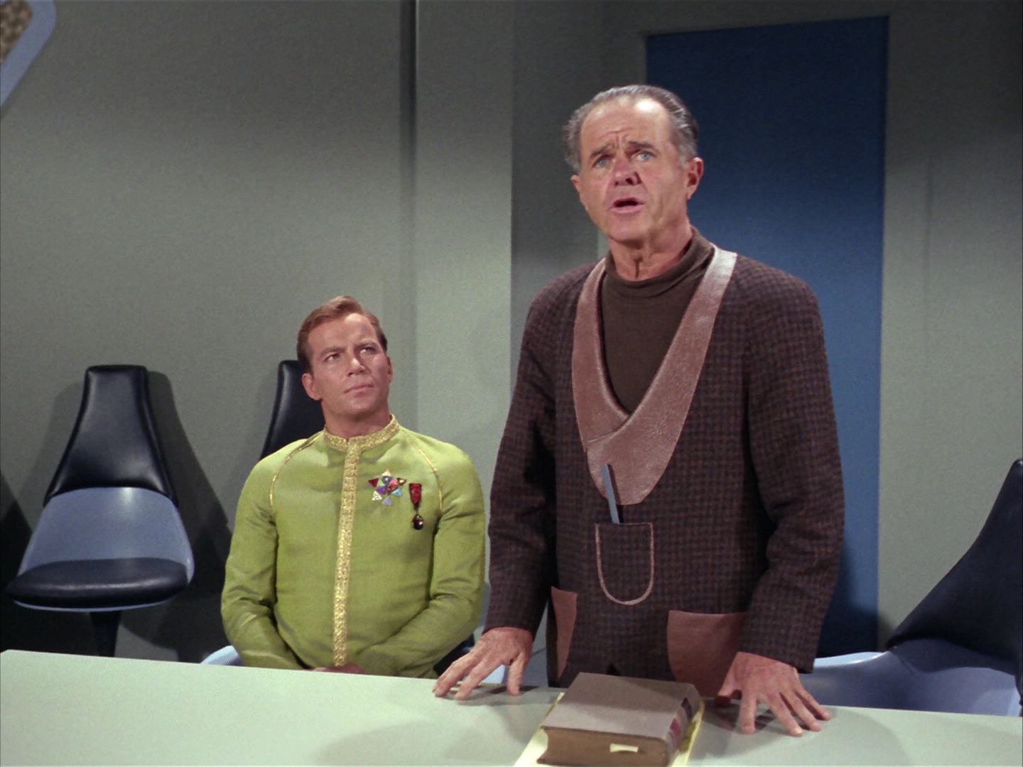 ariane179254_StarTrek_1x20_CourtMartial_2133.jpg