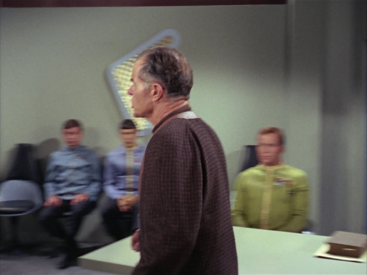 ariane179254_StarTrek_1x20_CourtMartial_2162.jpg