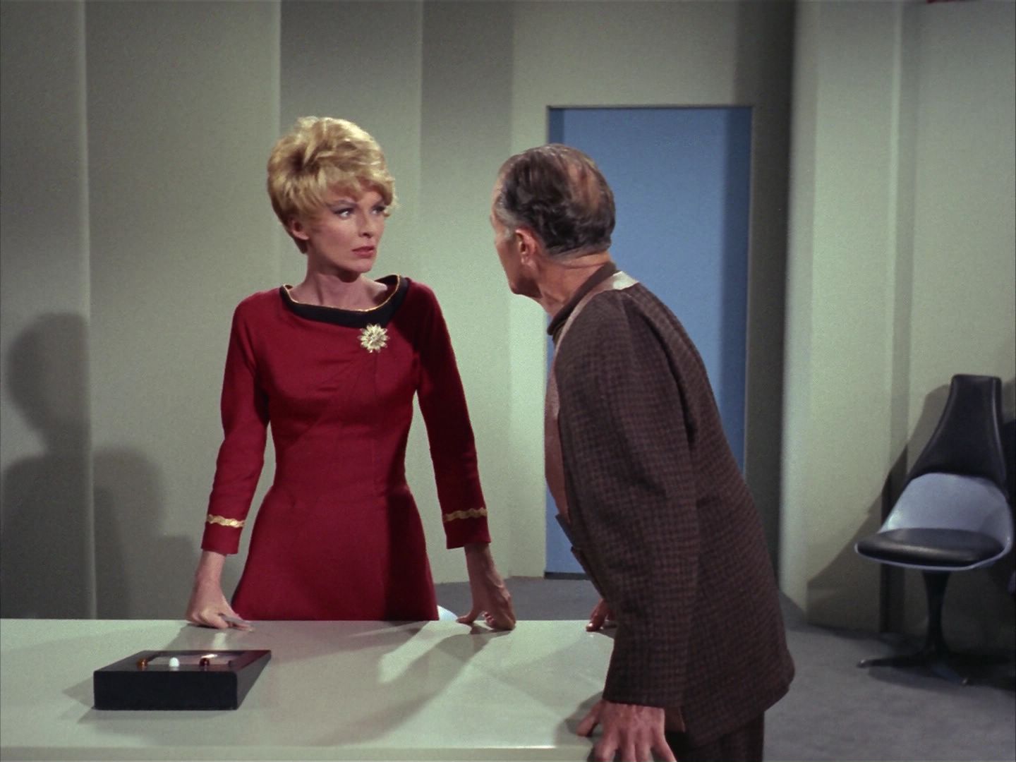ariane179254_StarTrek_1x20_CourtMartial_2164.jpg
