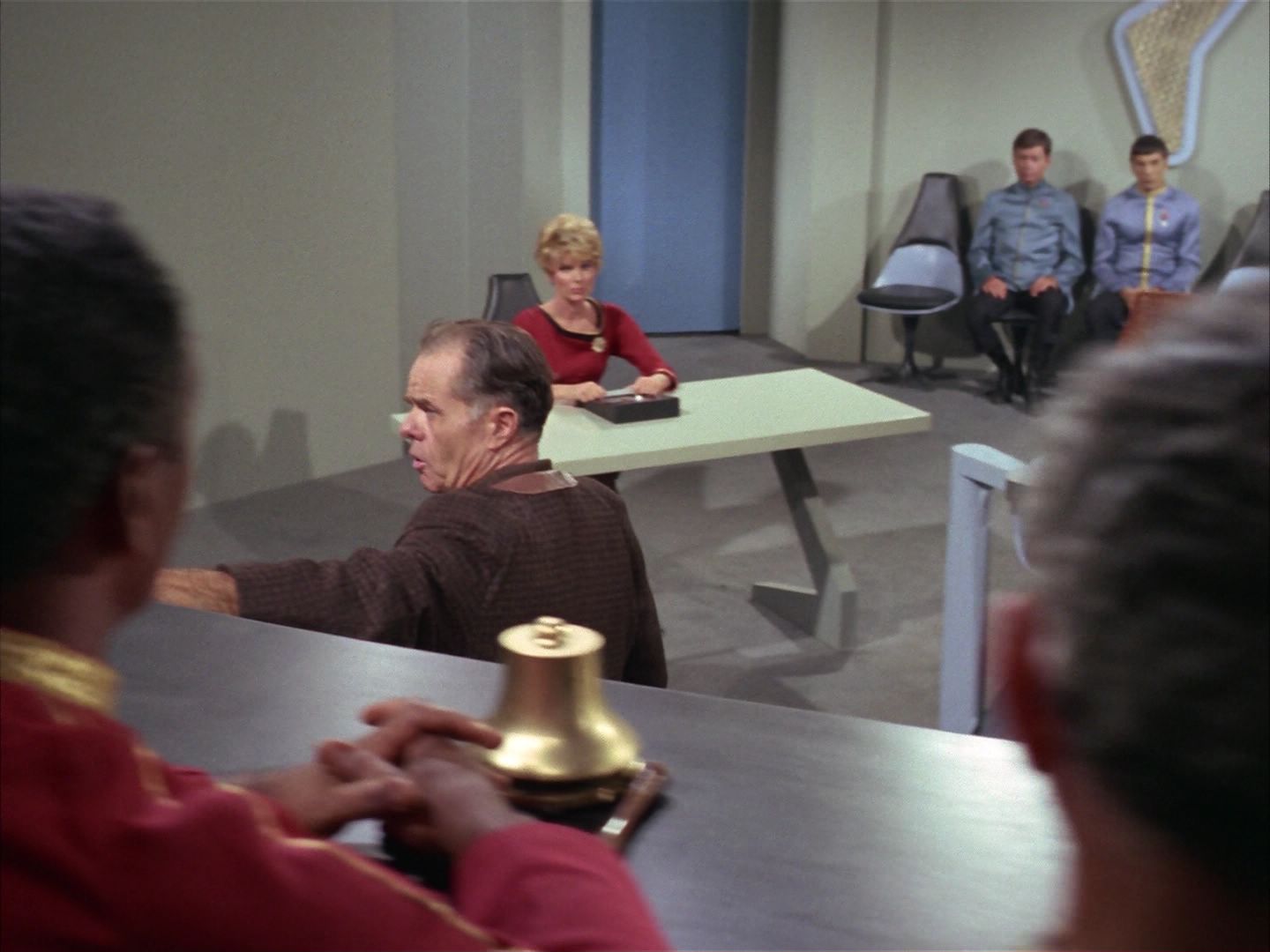 ariane179254_StarTrek_1x20_CourtMartial_2209.jpg