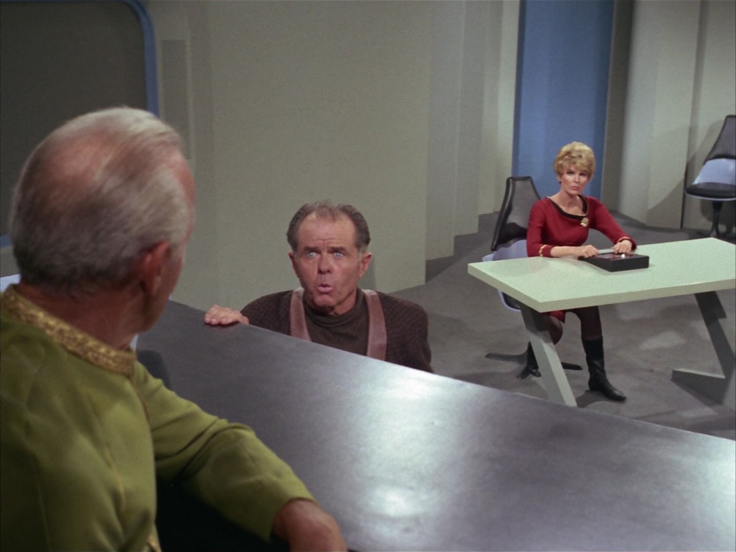 ariane179254_StarTrek_1x20_CourtMartial_2212.jpg