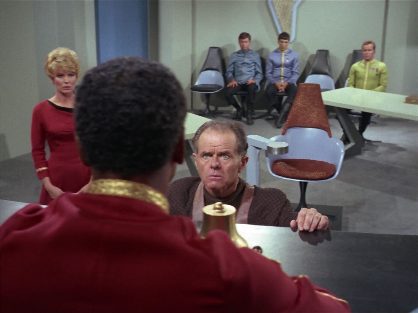 ariane179254_StarTrek_1x20_CourtMartial_2245.jpg