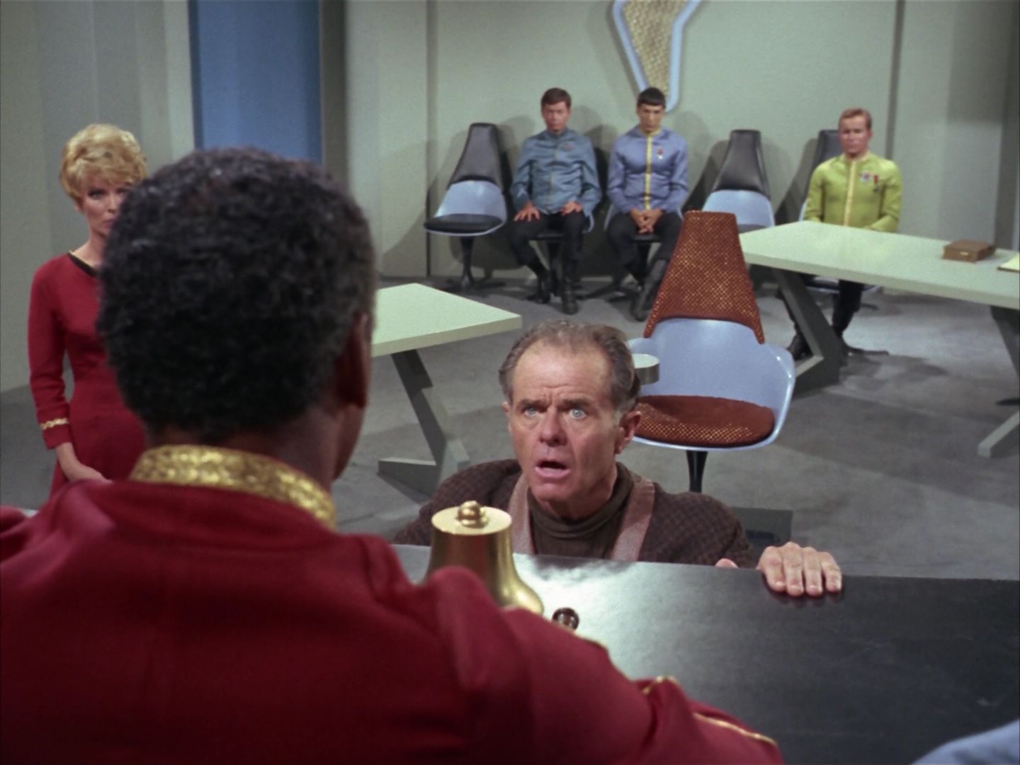 ariane179254_StarTrek_1x20_CourtMartial_2247.jpg