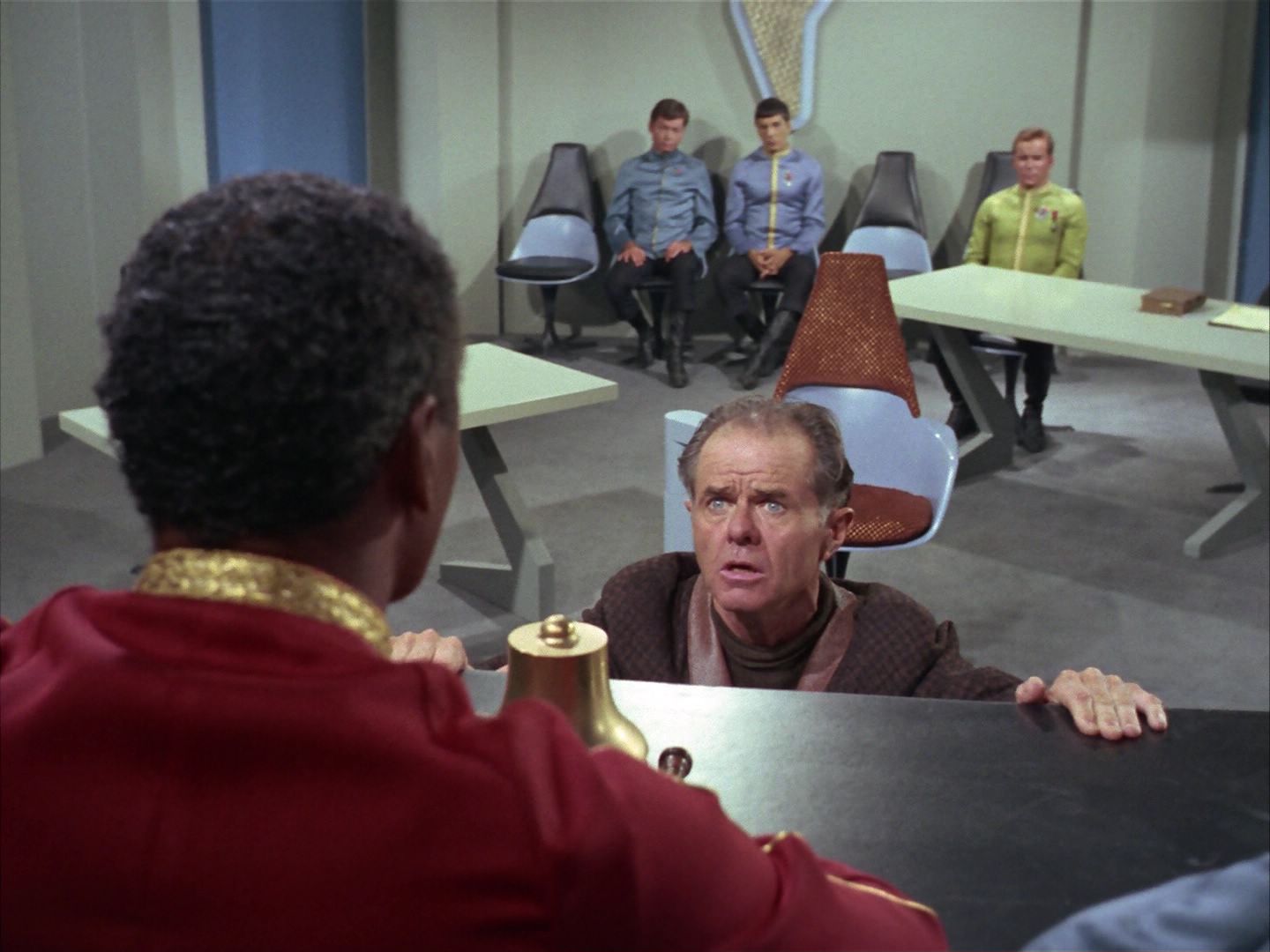 ariane179254_StarTrek_1x20_CourtMartial_2258.jpg