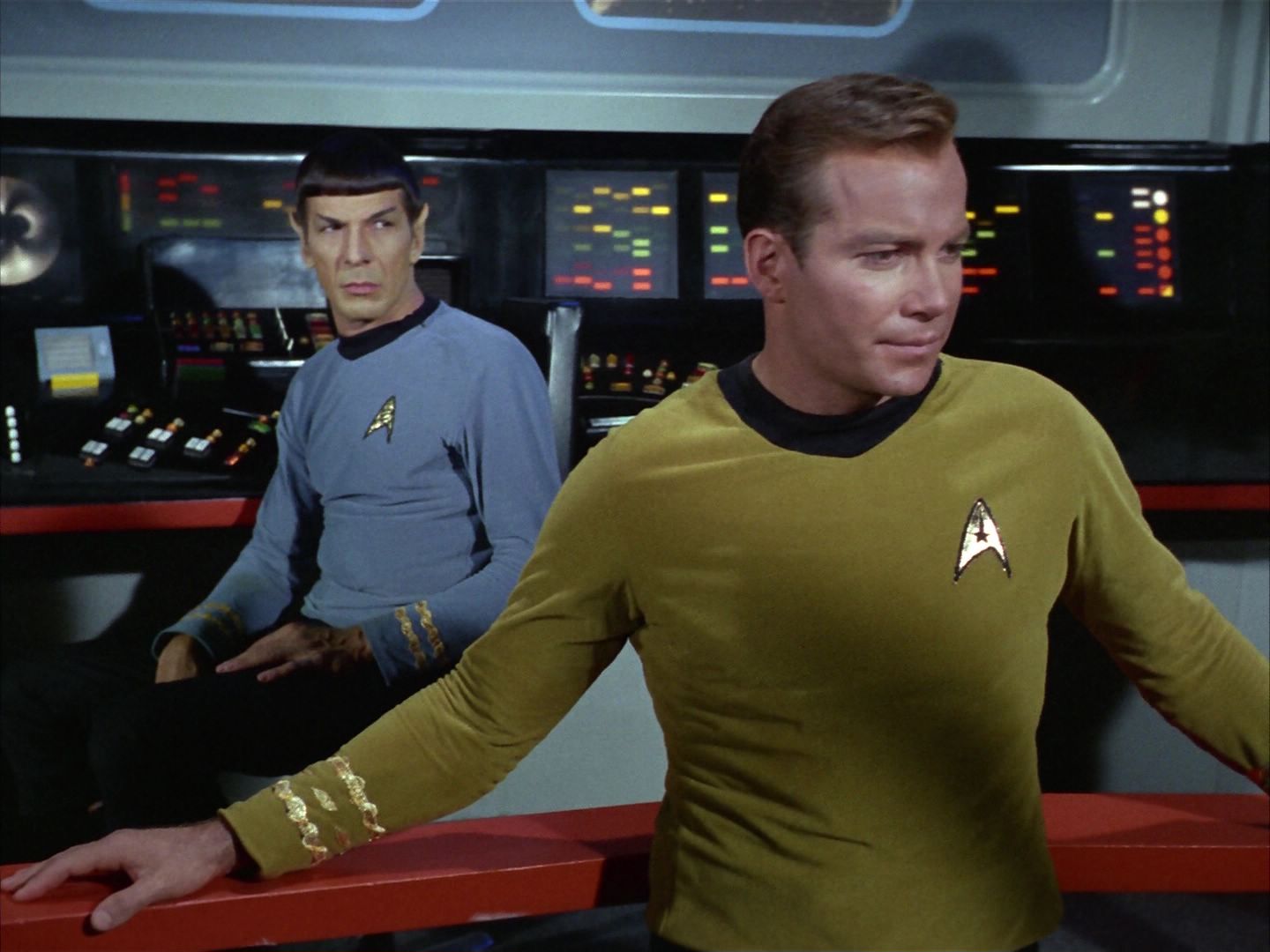 ariane179254_StarTrek_1x20_CourtMartial_2520.jpg