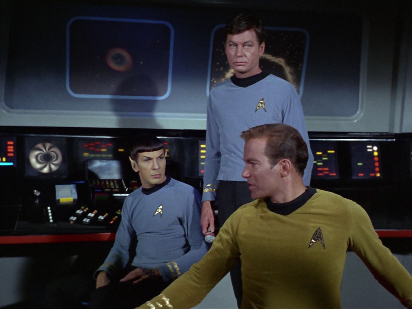ariane179254_StarTrek_1x20_CourtMartial_2522.jpg