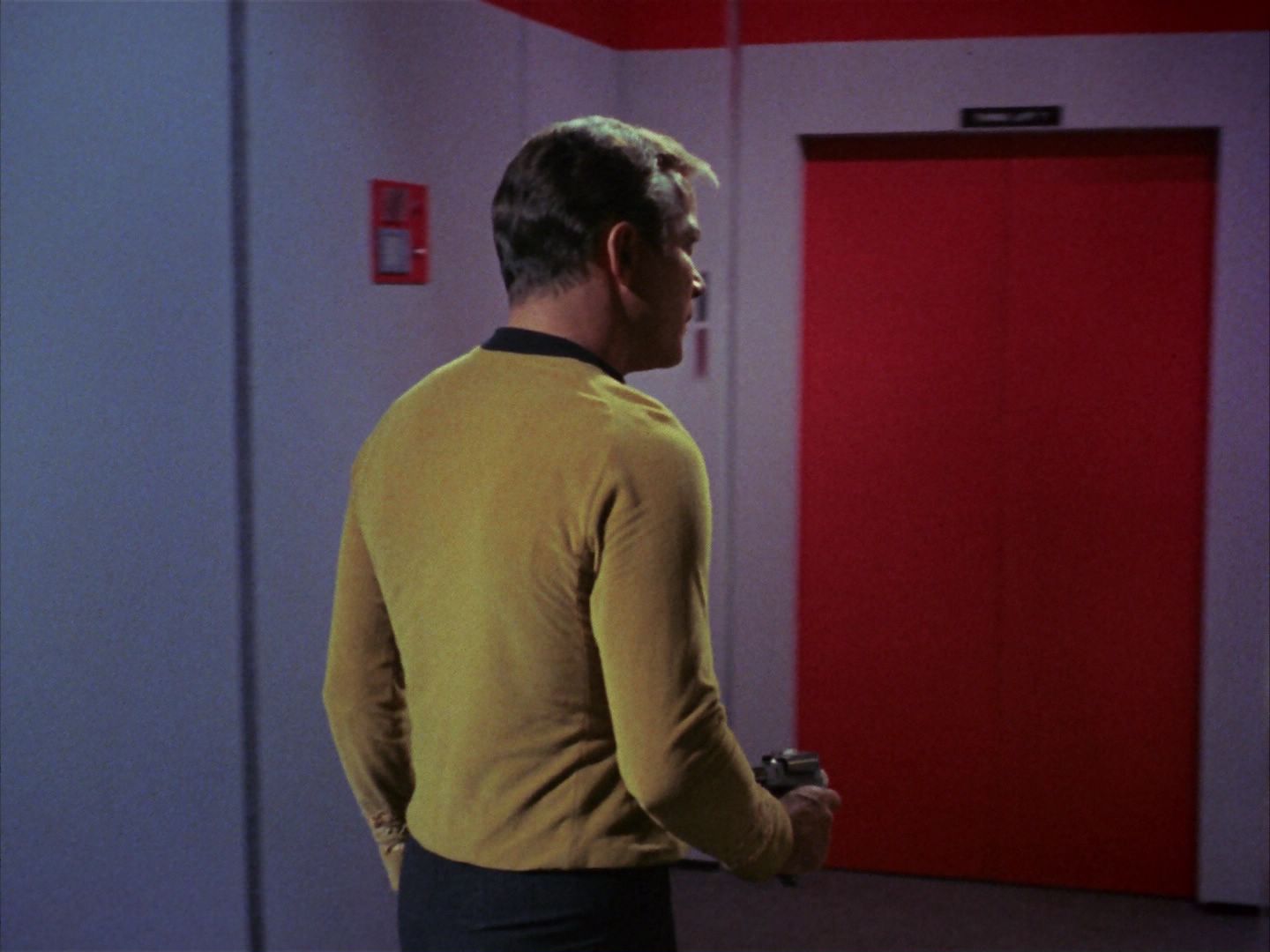 ariane179254_StarTrek_1x20_CourtMartial_2701.jpg