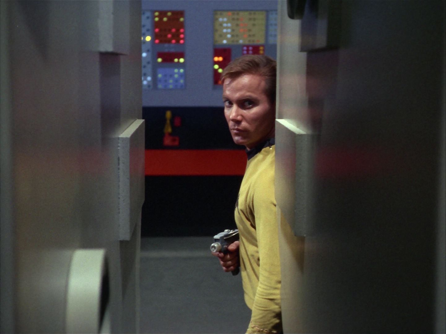 ariane179254_StarTrek_1x20_CourtMartial_2747.jpg