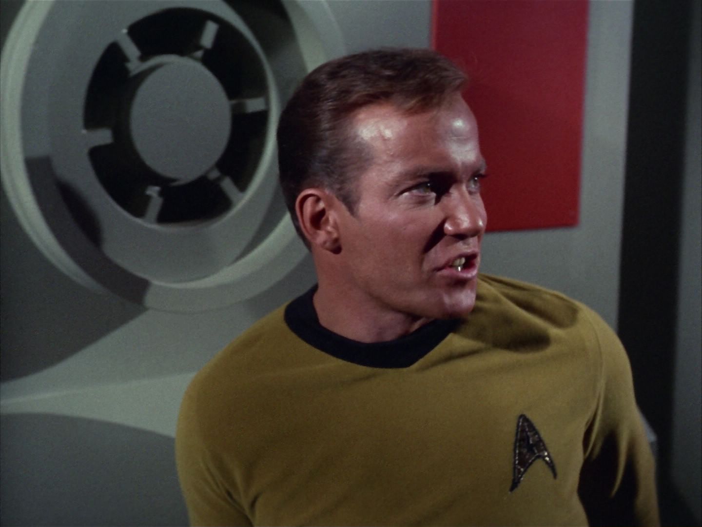 ariane179254_StarTrek_1x20_CourtMartial_2762.jpg
