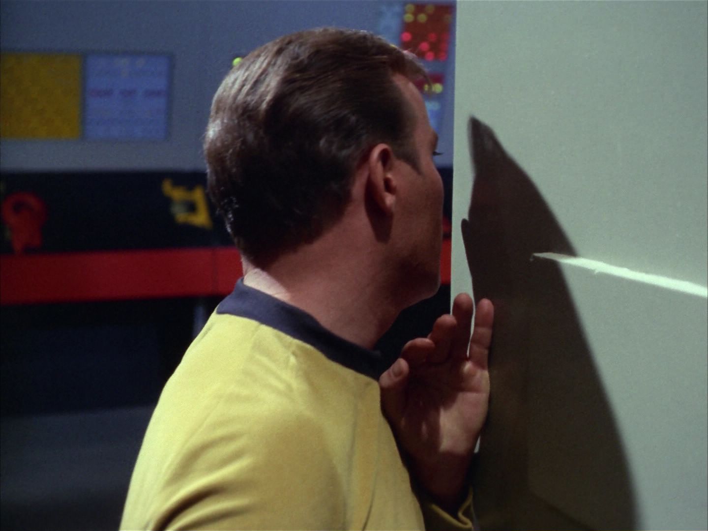 ariane179254_StarTrek_1x20_CourtMartial_2775.jpg