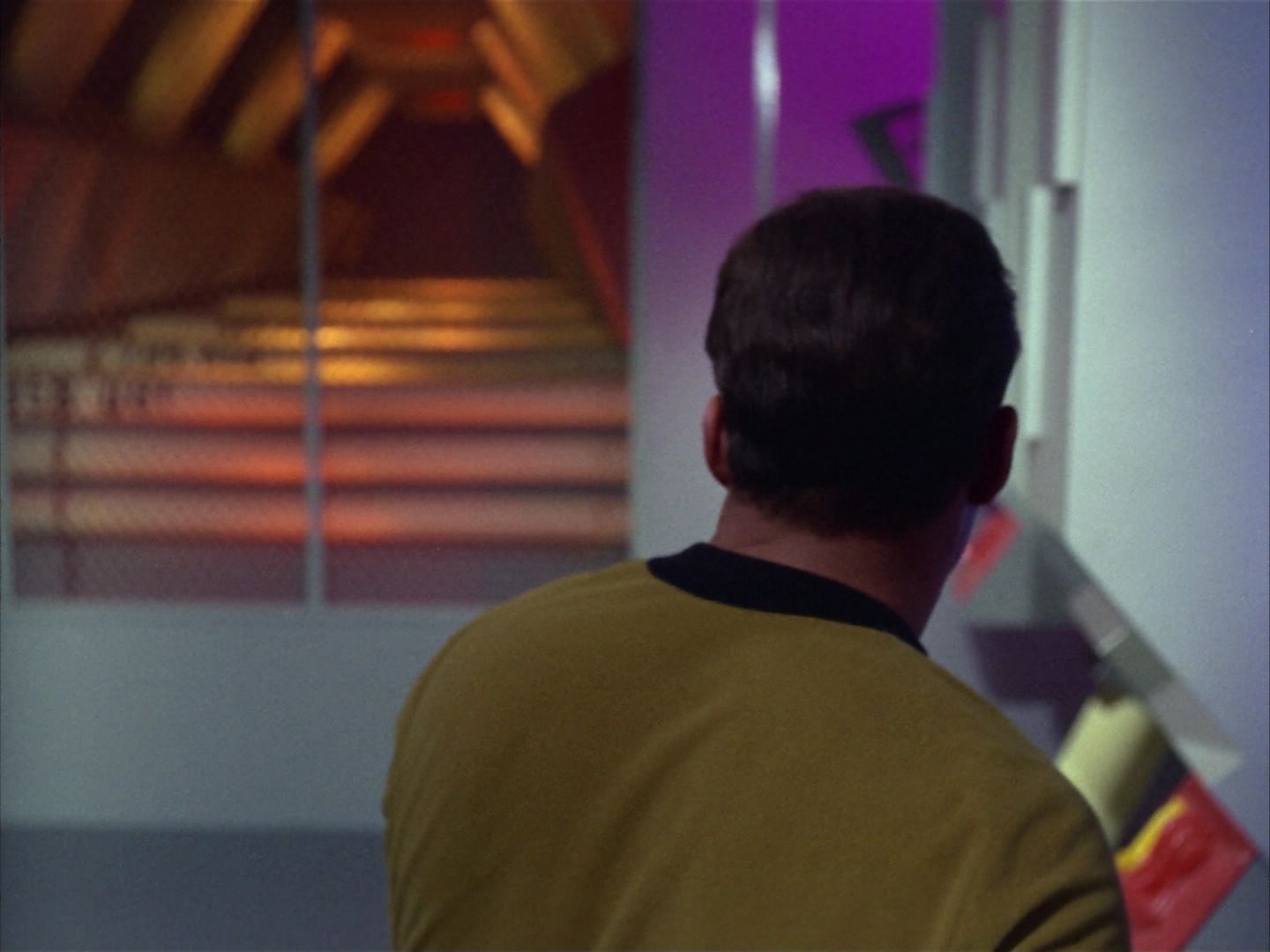 ariane179254_StarTrek_1x20_CourtMartial_2781.jpg