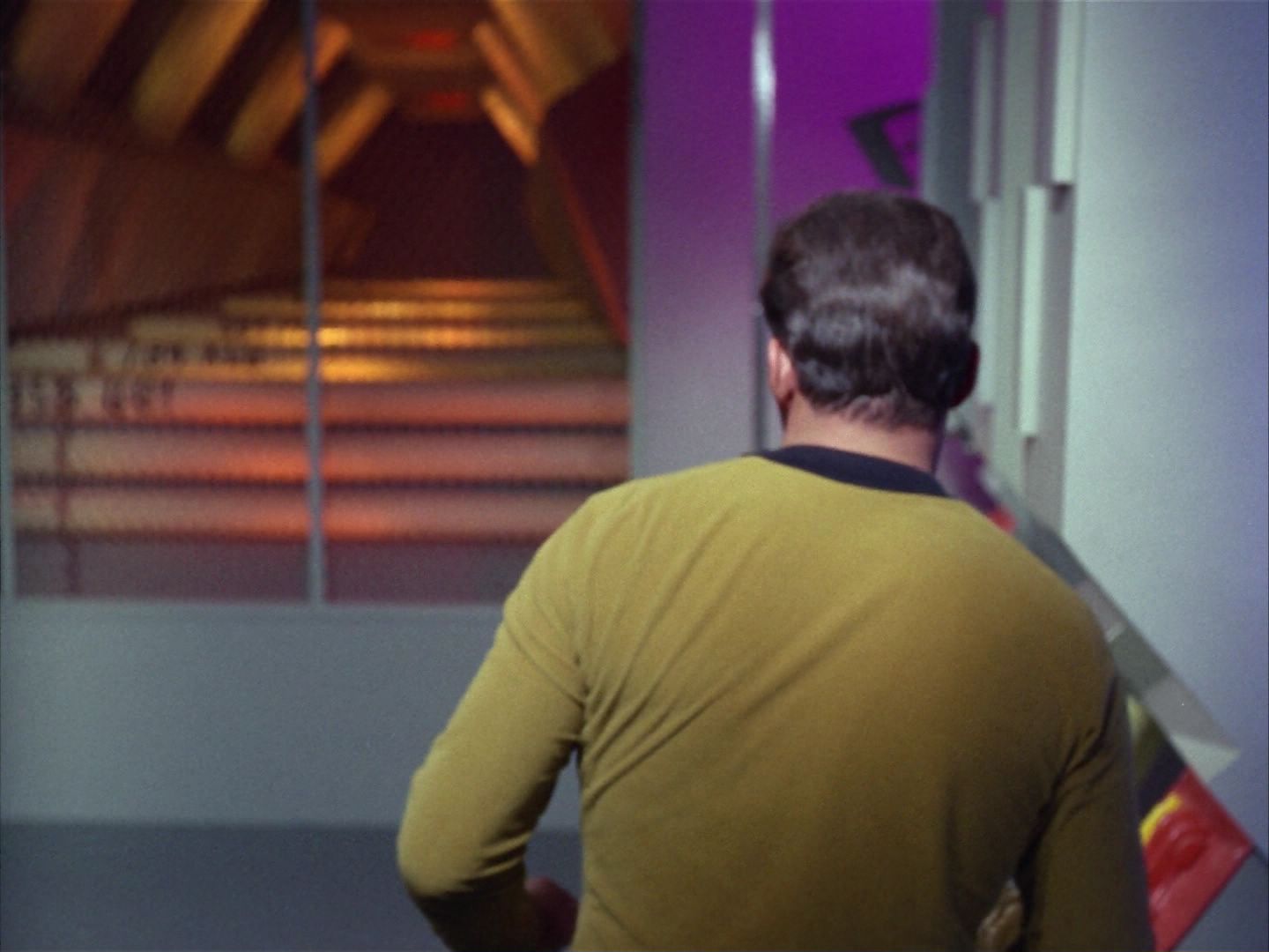 ariane179254_StarTrek_1x20_CourtMartial_2782.jpg
