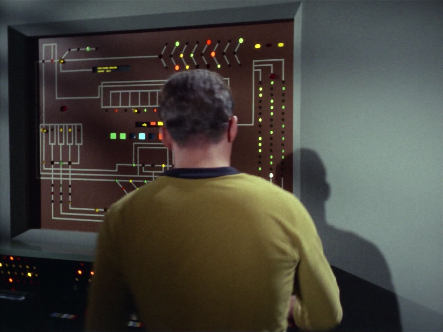 ariane179254_StarTrek_1x20_CourtMartial_2827.jpg