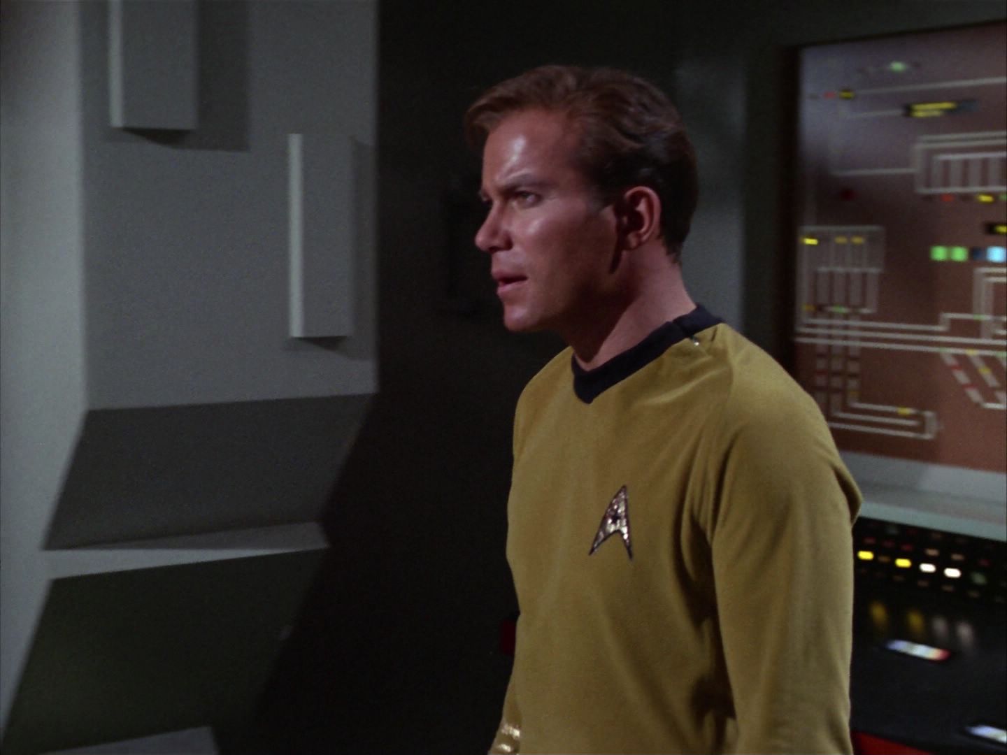 ariane179254_StarTrek_1x20_CourtMartial_2850.jpg