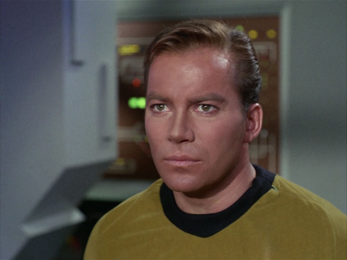 ariane179254_StarTrek_1x20_CourtMartial_2884.jpg