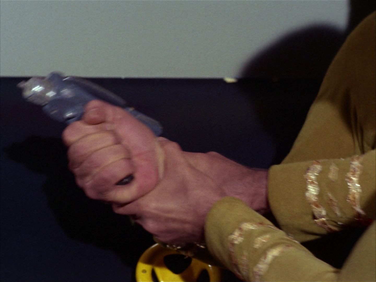 ariane179254_StarTrek_1x20_CourtMartial_2938.jpg