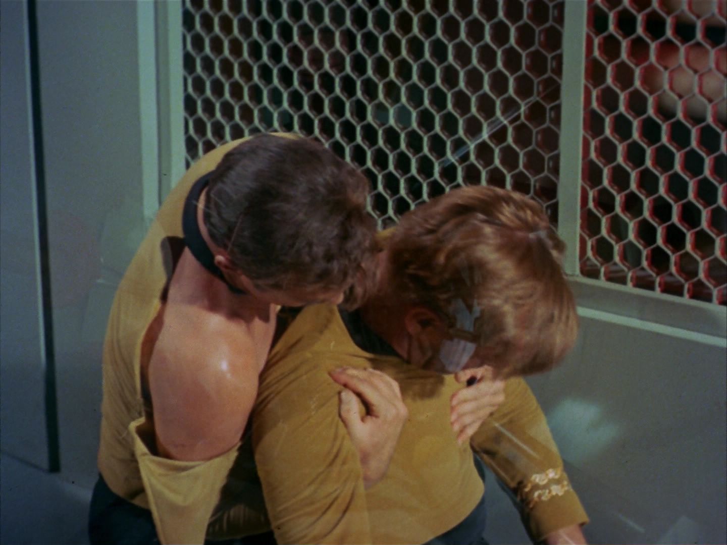ariane179254_StarTrek_1x20_CourtMartial_2989.jpg