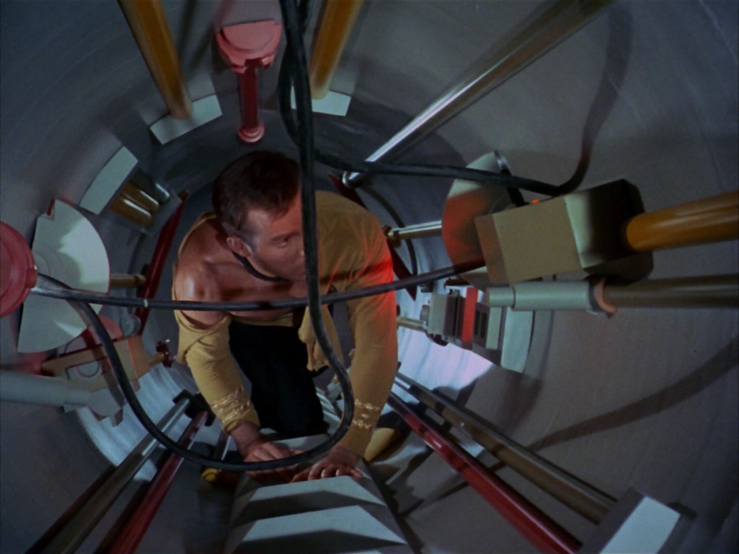 ariane179254_StarTrek_1x20_CourtMartial_2992.jpg