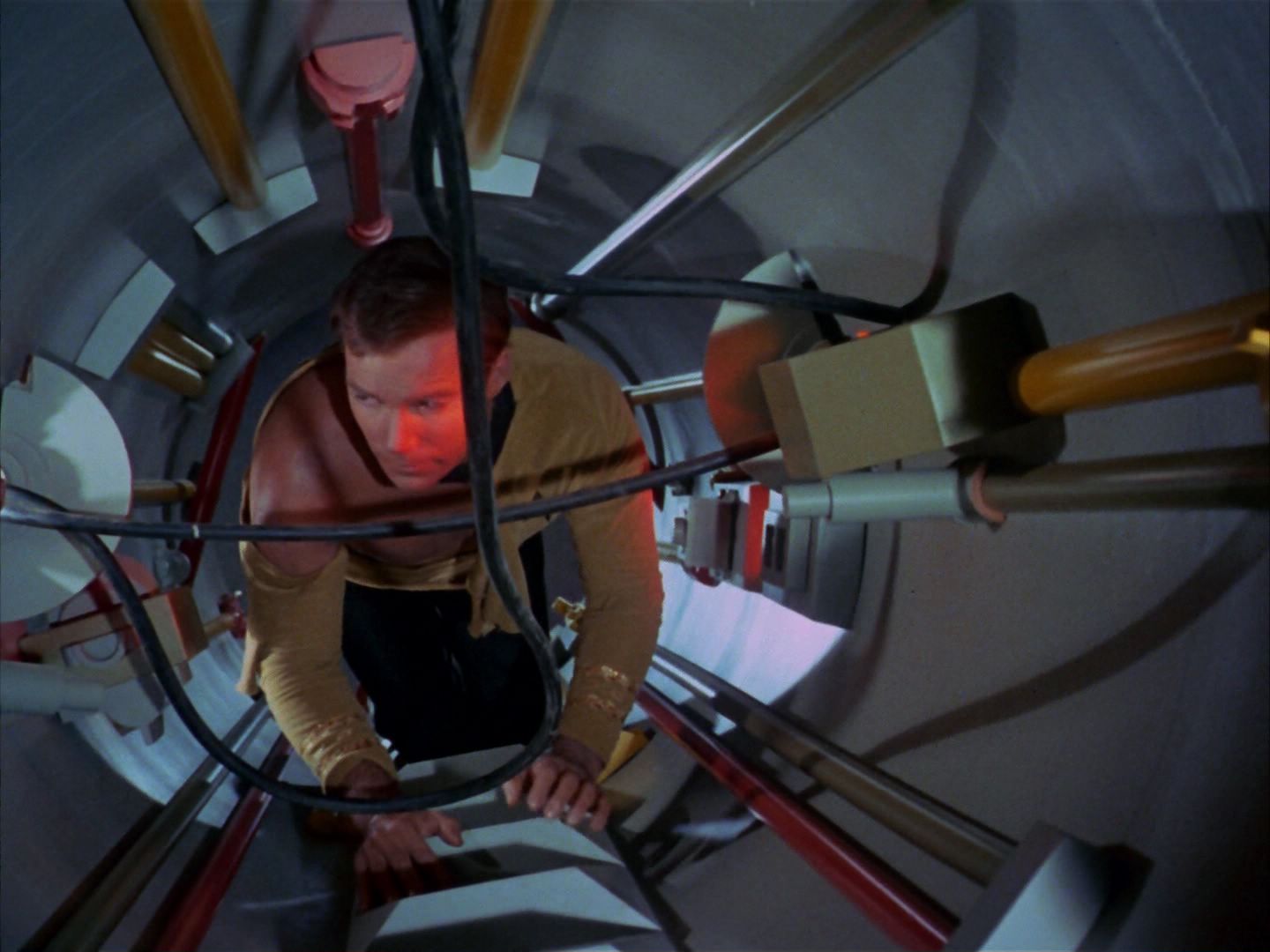 ariane179254_StarTrek_1x20_CourtMartial_2995.jpg
