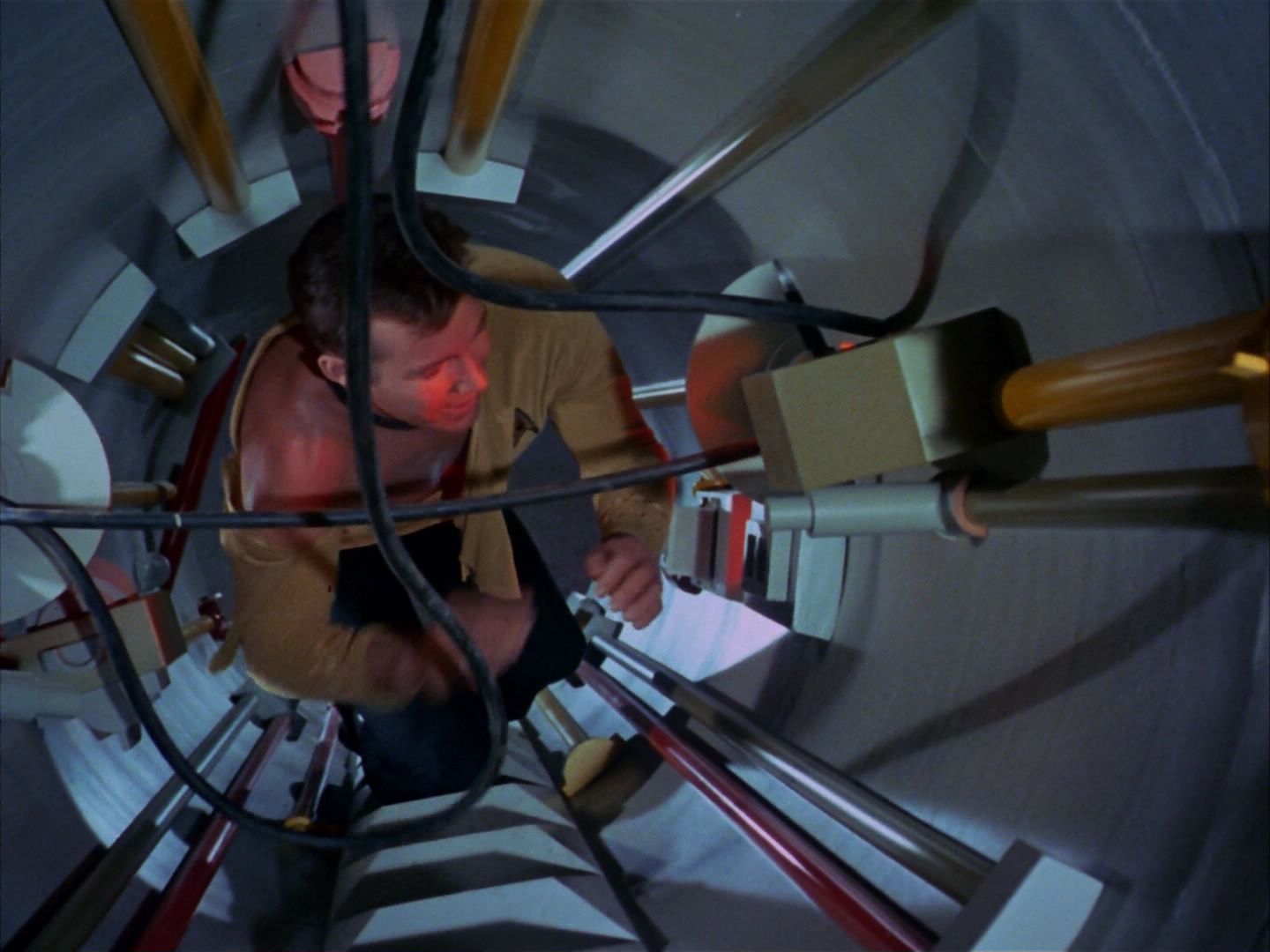 ariane179254_StarTrek_1x20_CourtMartial_3002.jpg