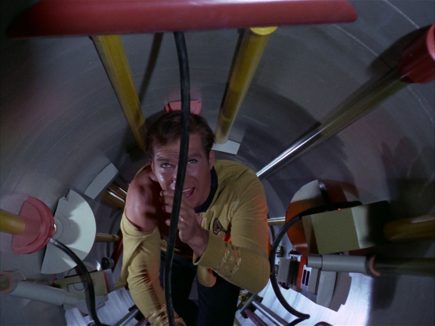 ariane179254_StarTrek_1x20_CourtMartial_3030.jpg