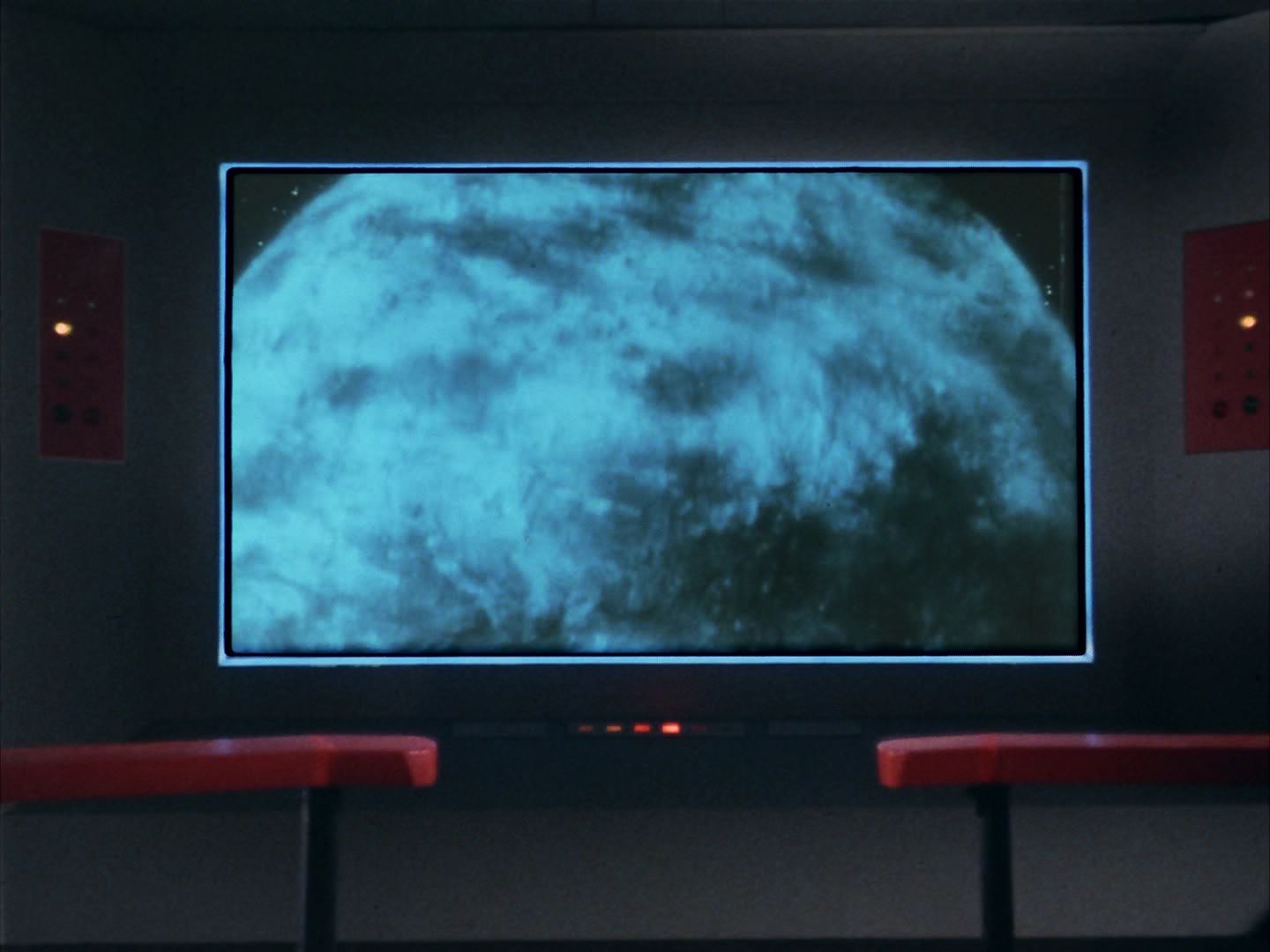 ariane179254_StarTrek_1x20_CourtMartial_3053.jpg