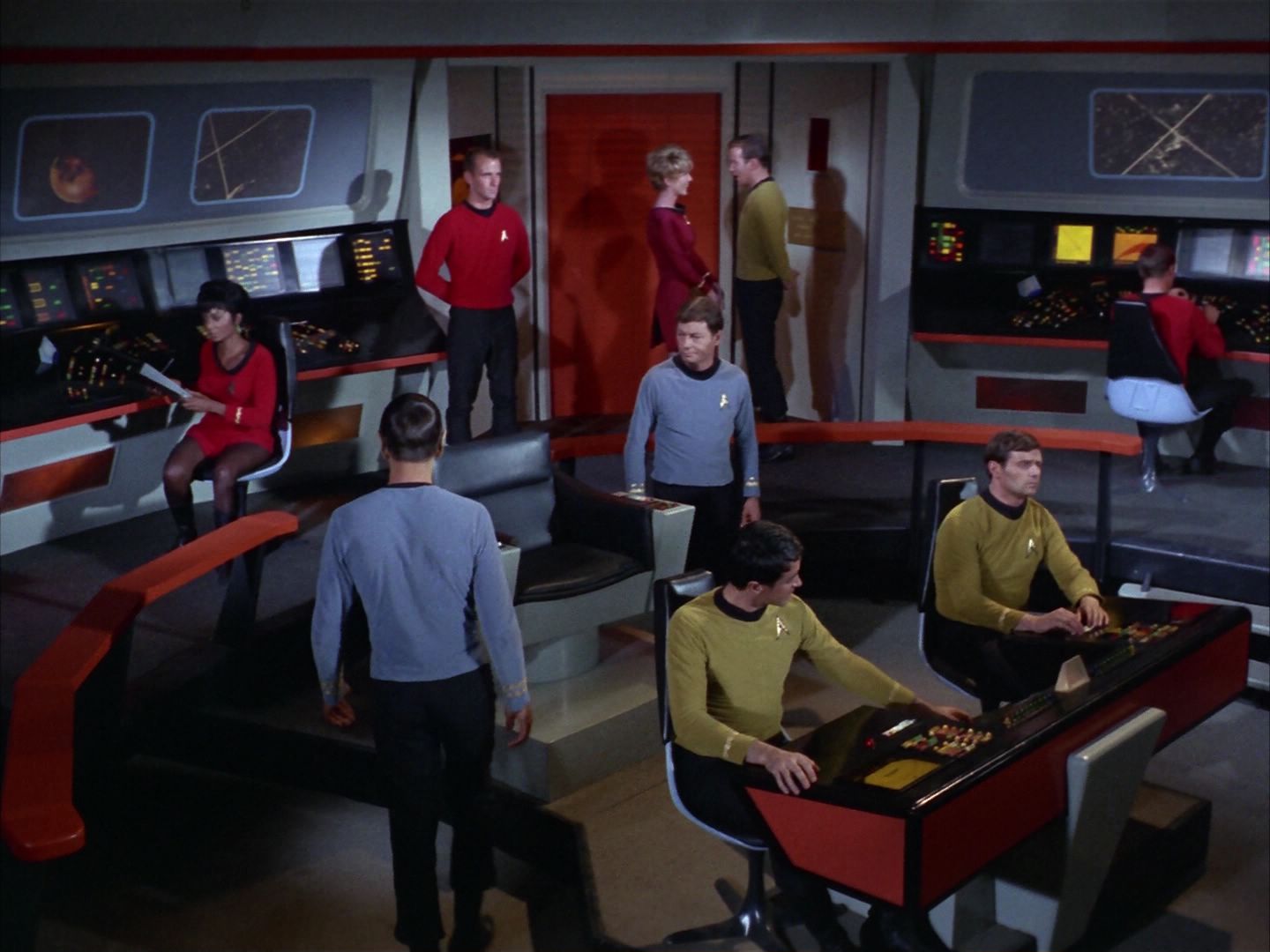 ariane179254_StarTrek_1x20_CourtMartial_3122.jpg