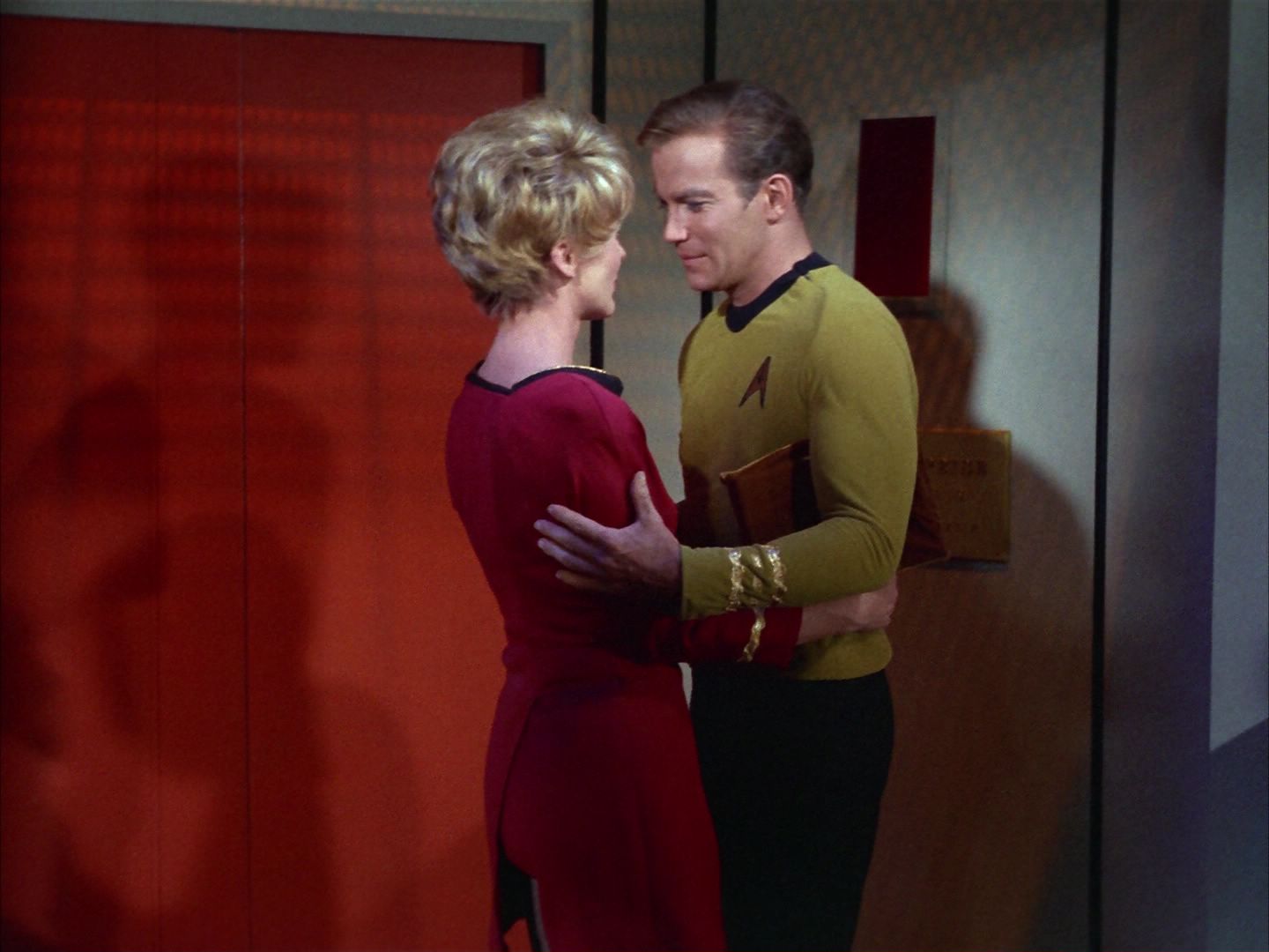ariane179254_StarTrek_1x20_CourtMartial_3184.jpg