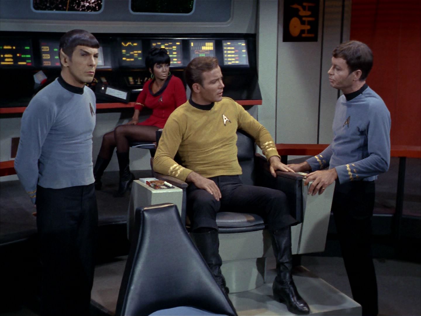 ariane179254_StarTrek_1x22_SpaceSeed_0235.jpg