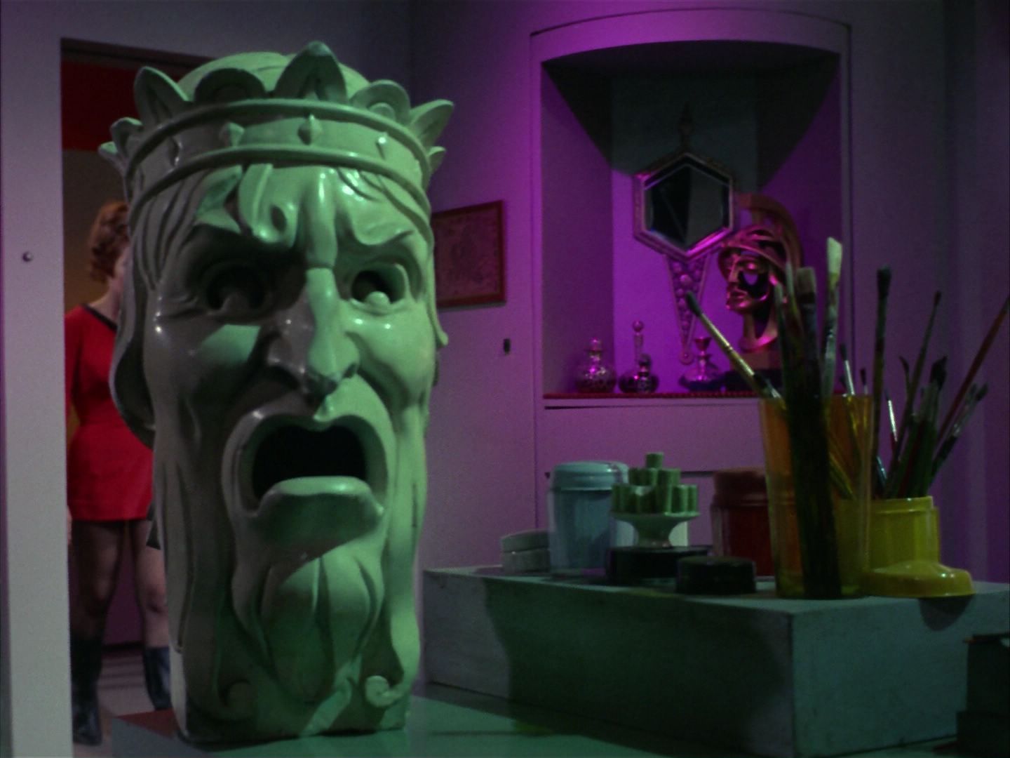 ariane179254_StarTrek_1x22_SpaceSeed_0311.jpg