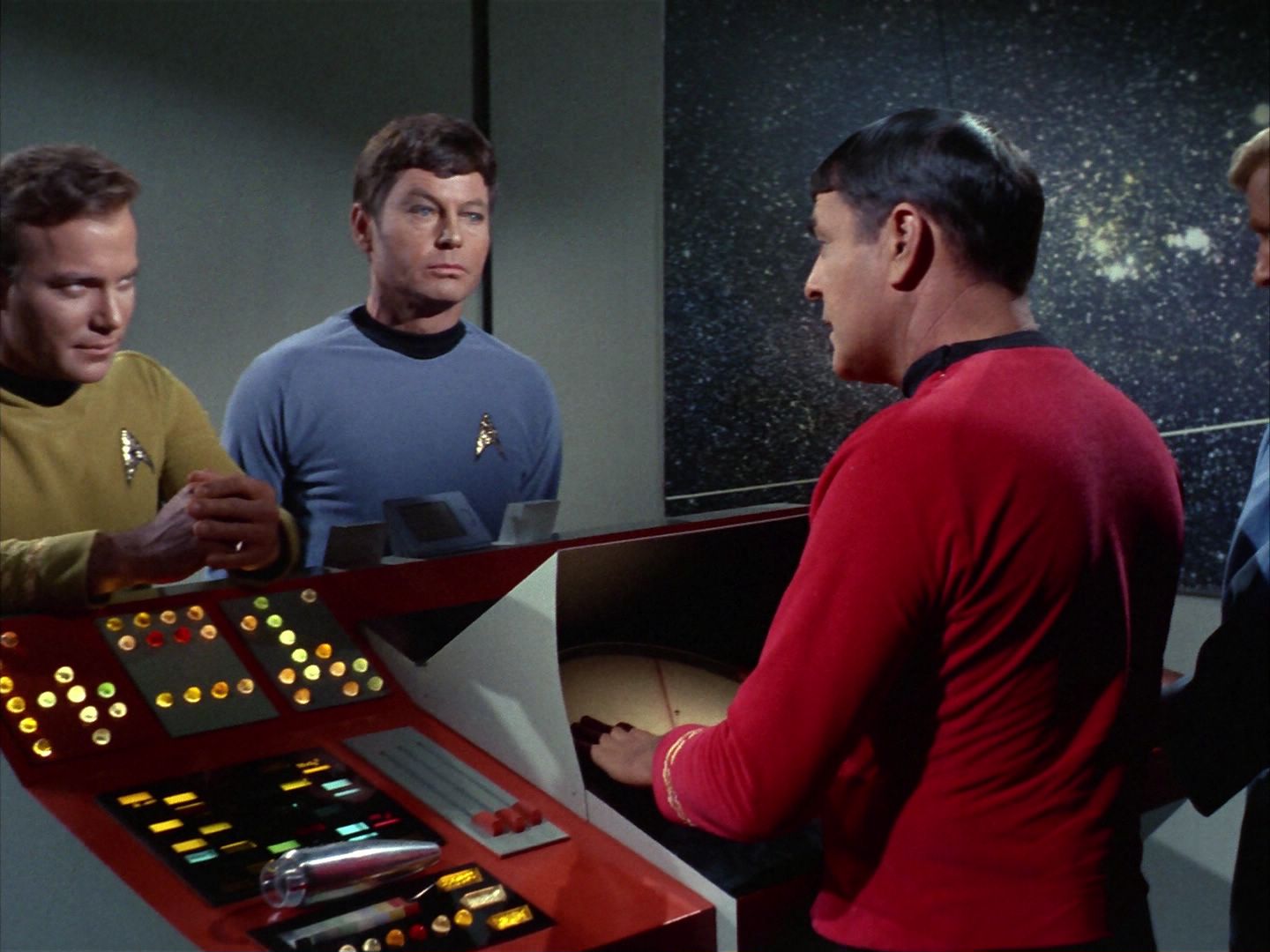 ariane179254_StarTrek_1x22_SpaceSeed_0340.jpg