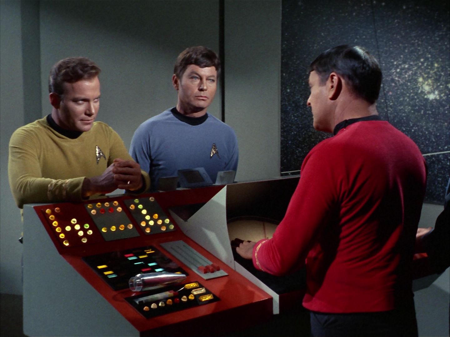 ariane179254_StarTrek_1x22_SpaceSeed_0341.jpg