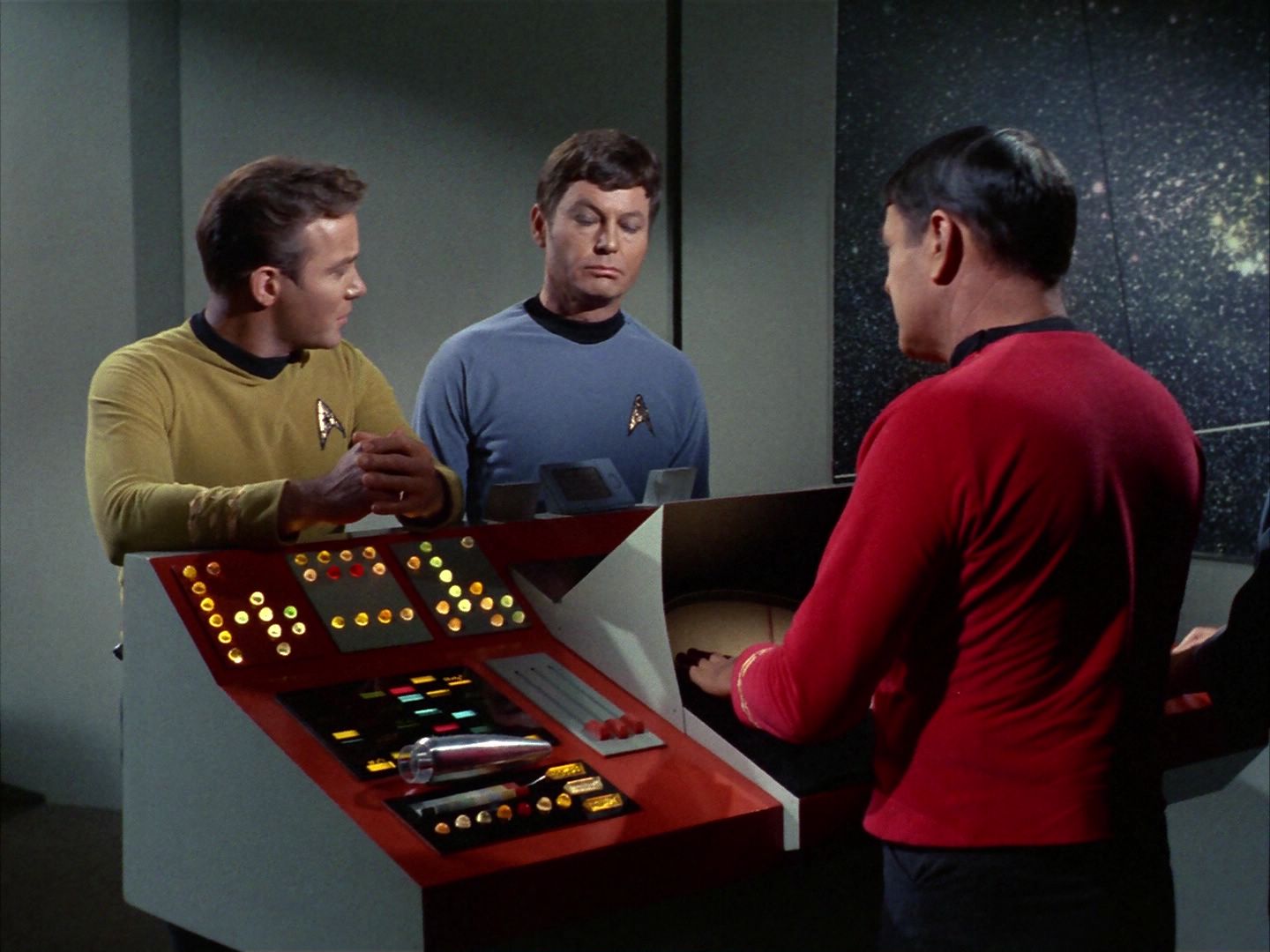 ariane179254_StarTrek_1x22_SpaceSeed_0344.jpg