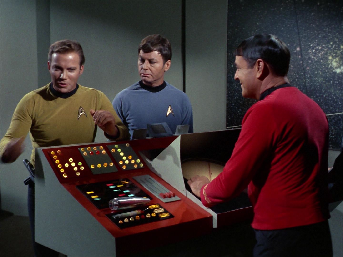 ariane179254_StarTrek_1x22_SpaceSeed_0353.jpg
