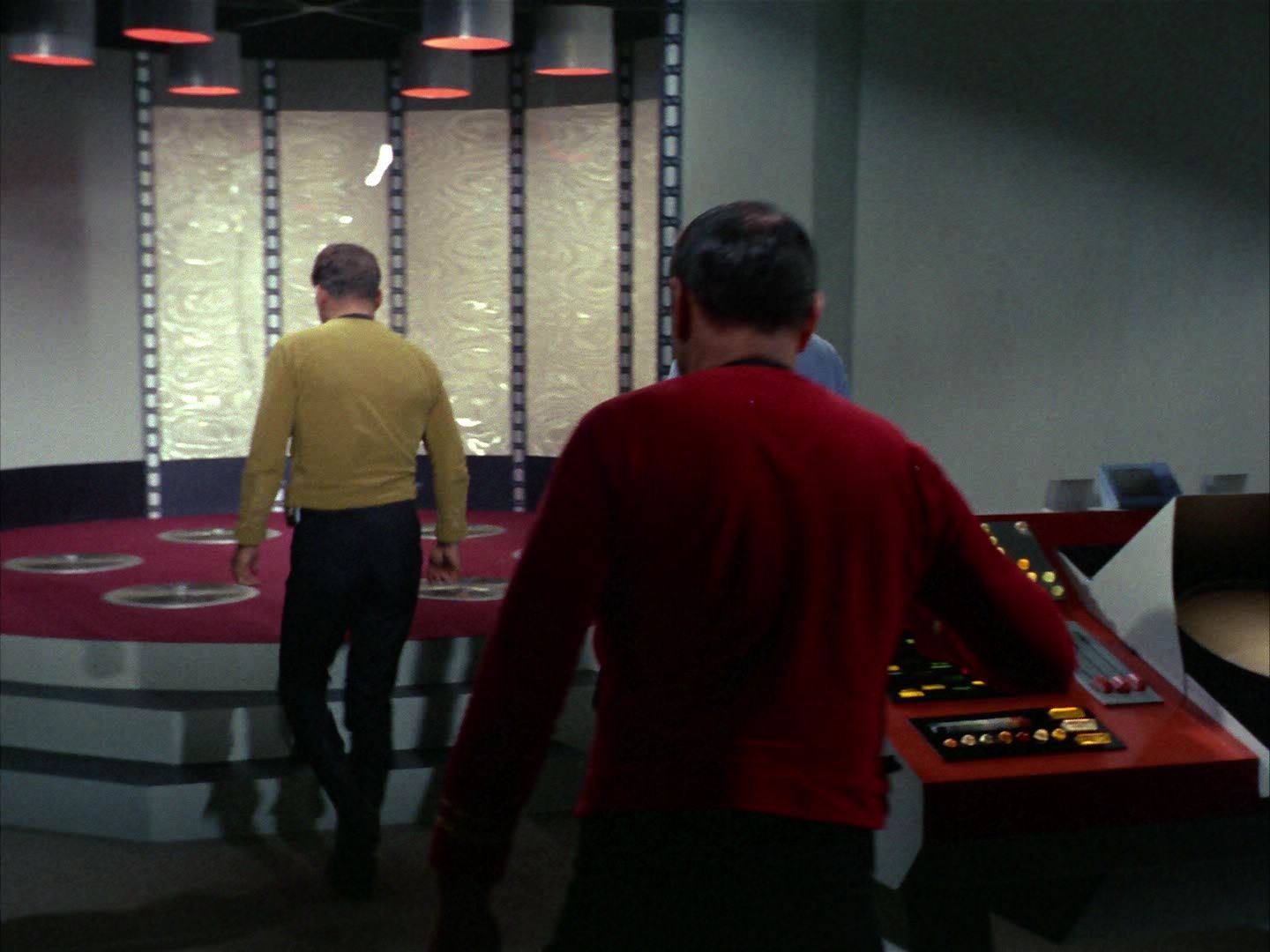 ariane179254_StarTrek_1x22_SpaceSeed_0355.jpg