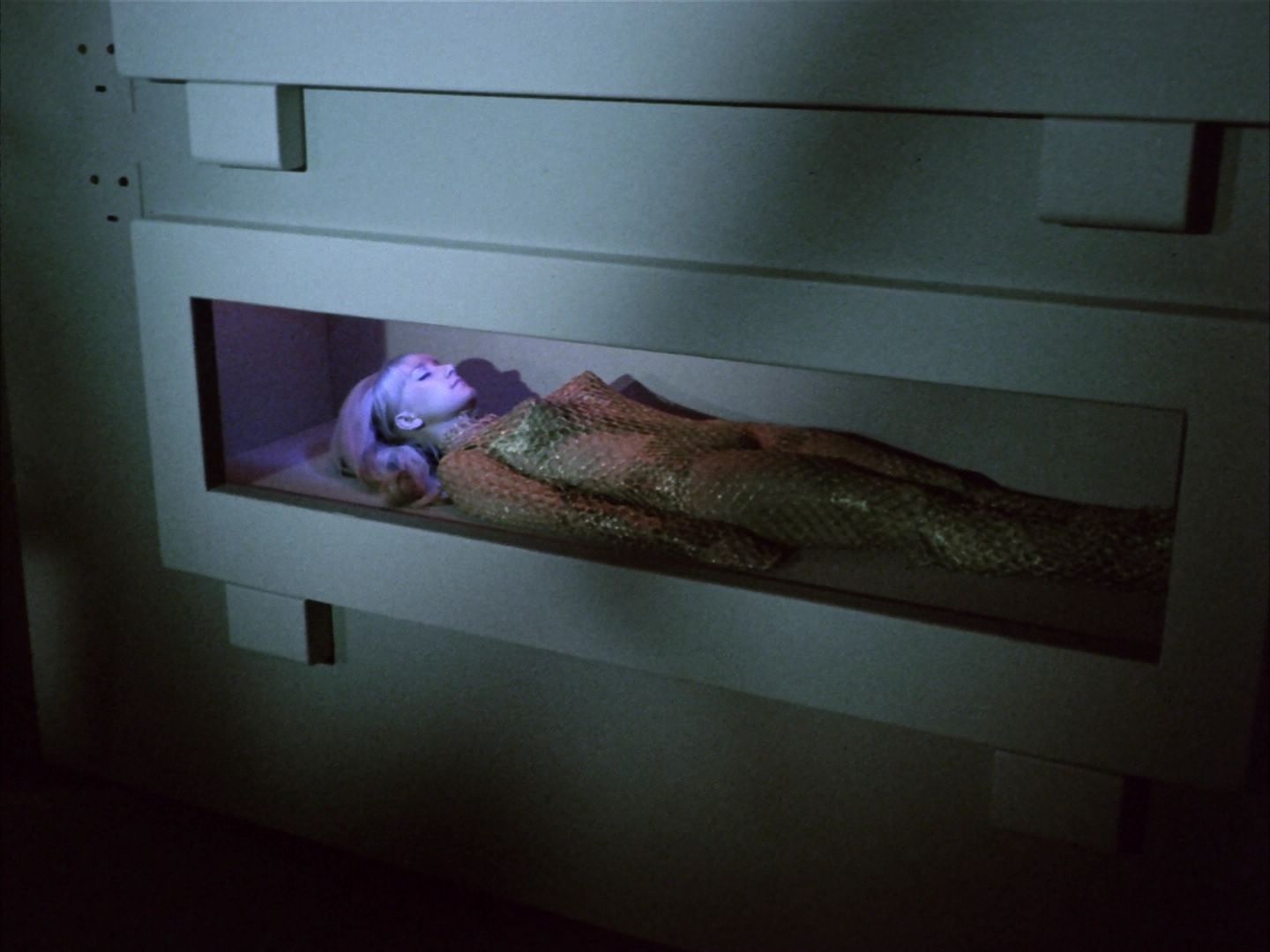 ariane179254_StarTrek_1x22_SpaceSeed_0372.jpg