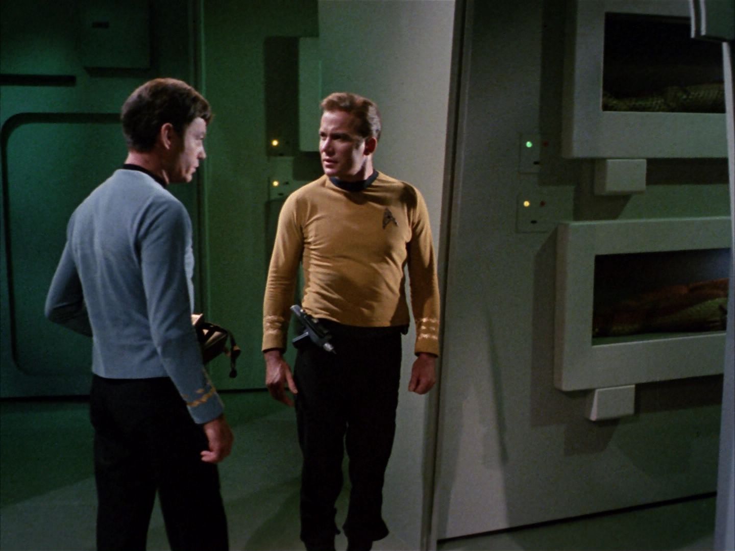 ariane179254_StarTrek_1x22_SpaceSeed_0438.jpg