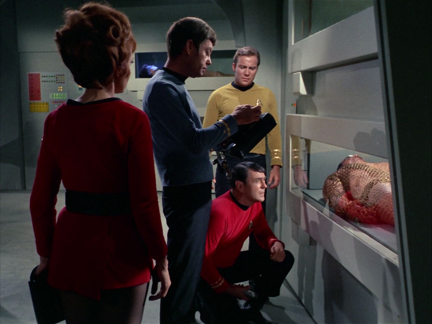 ariane179254_StarTrek_1x22_SpaceSeed_0471.jpg