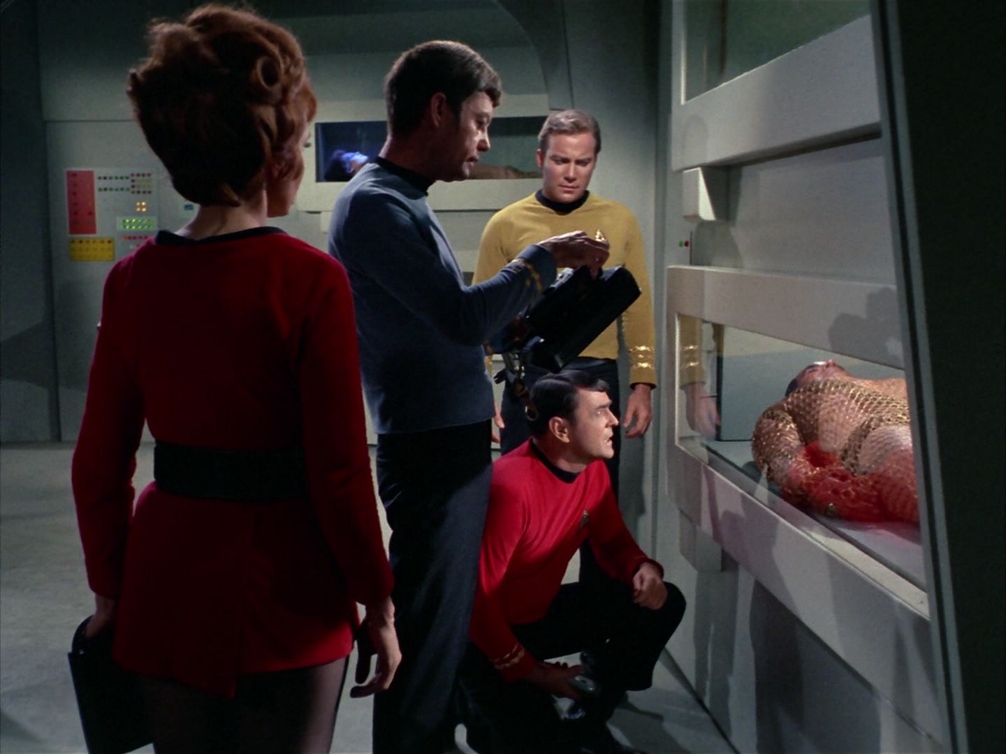 ariane179254_StarTrek_1x22_SpaceSeed_0474.jpg