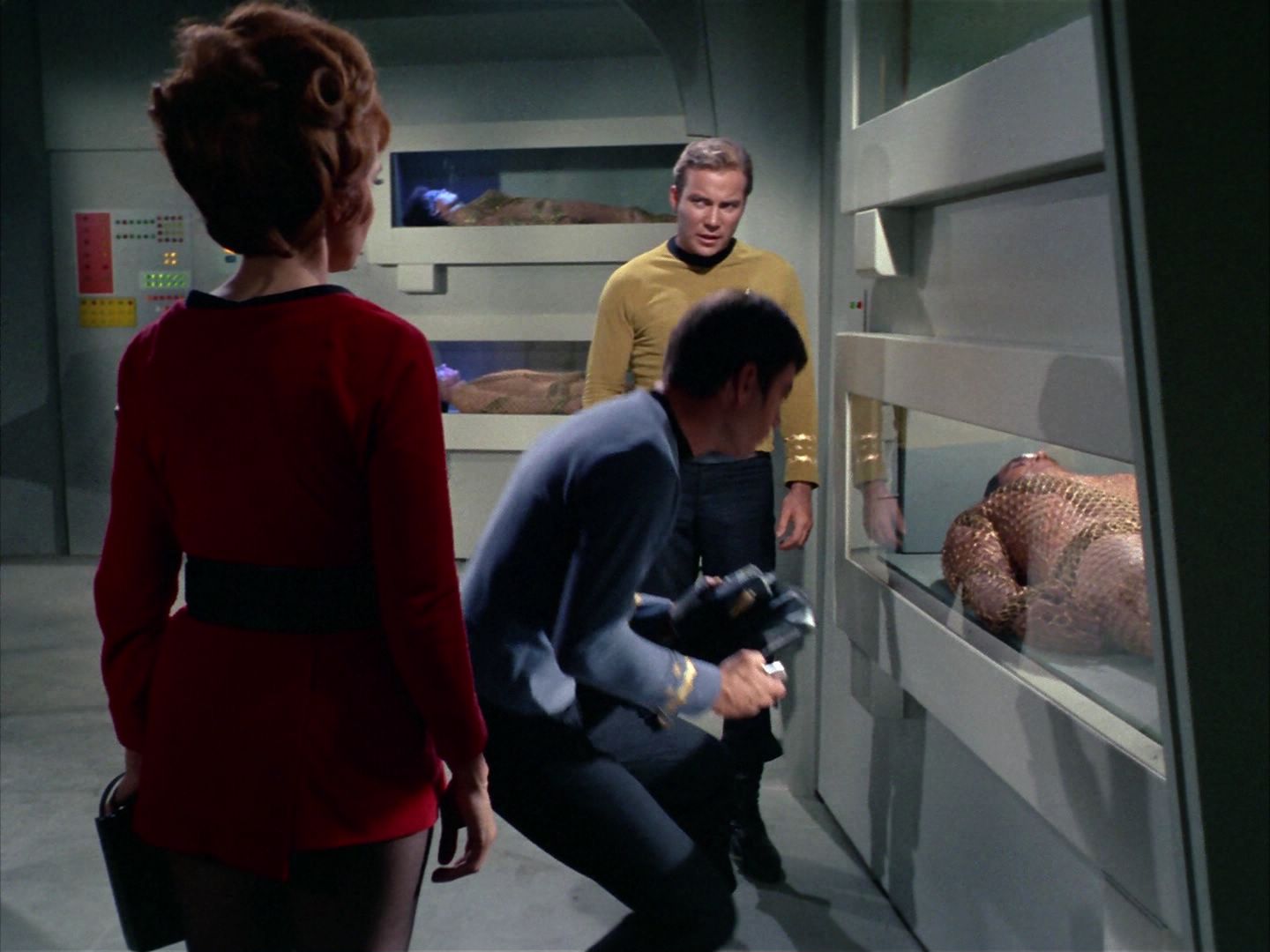 ariane179254_StarTrek_1x22_SpaceSeed_0480.jpg
