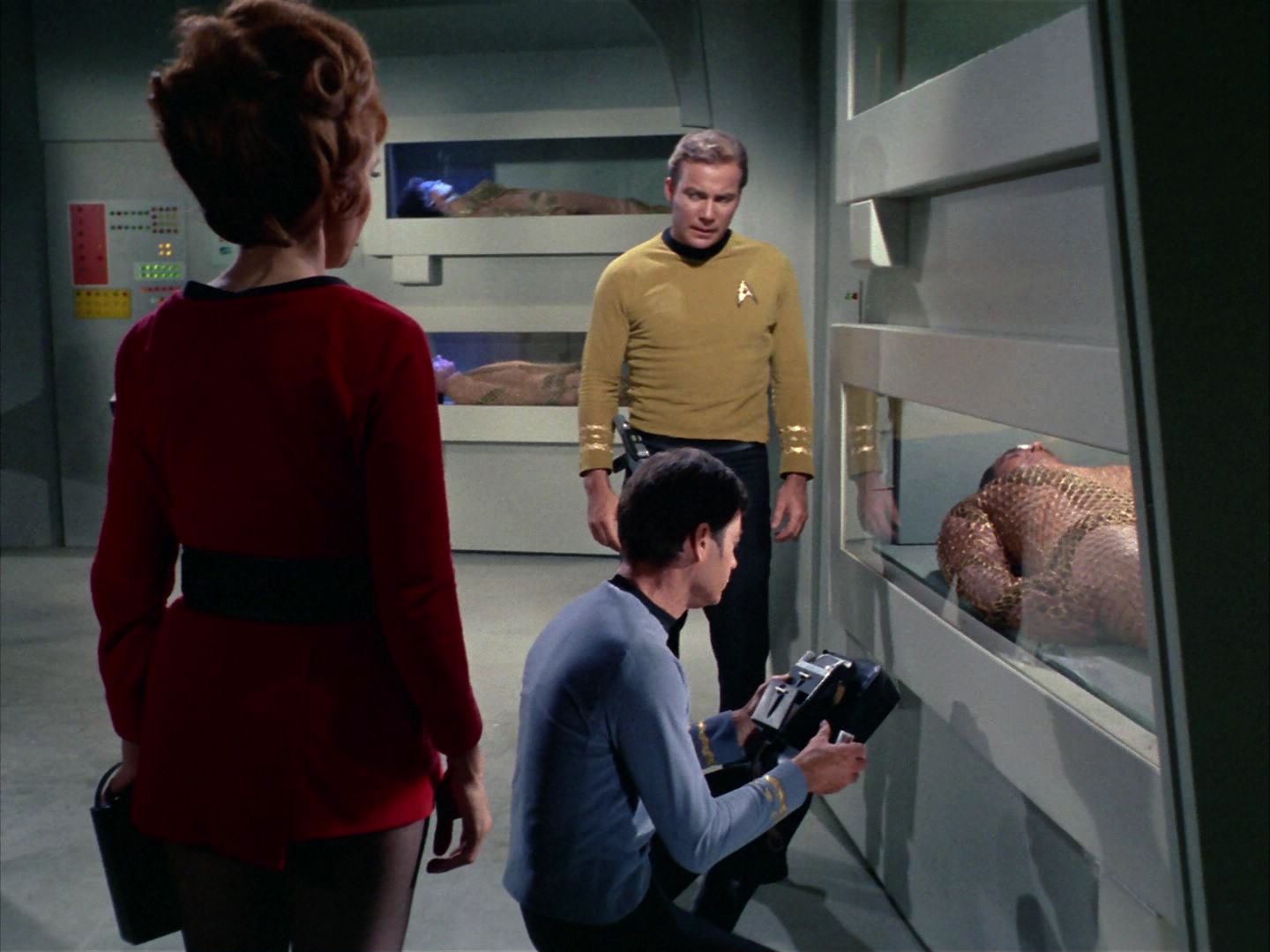 ariane179254_StarTrek_1x22_SpaceSeed_0481.jpg