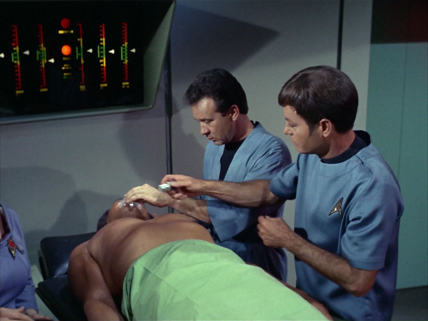 ariane179254_StarTrek_1x22_SpaceSeed_0662.jpg