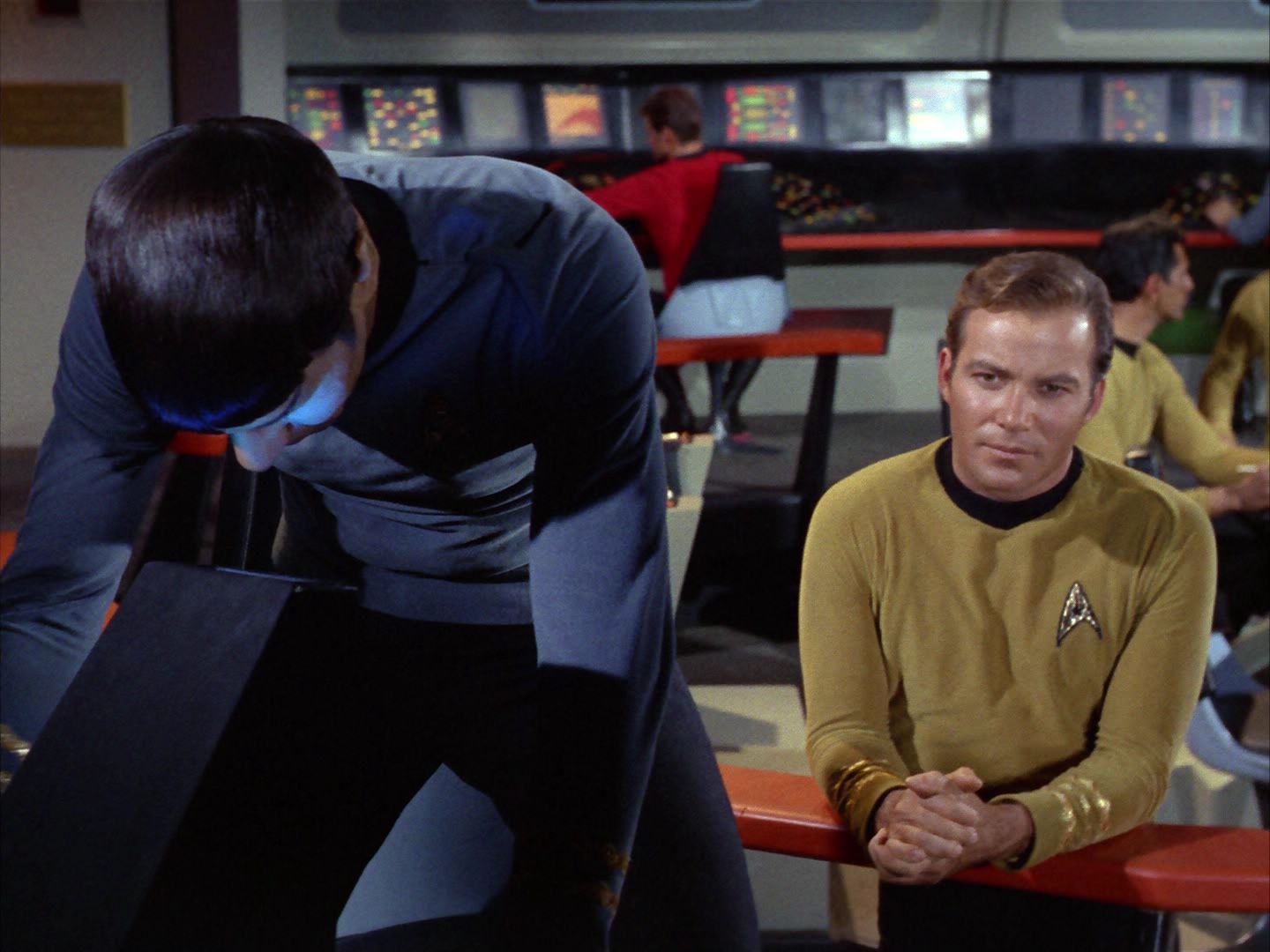 ariane179254_StarTrek_1x22_SpaceSeed_0703.jpg