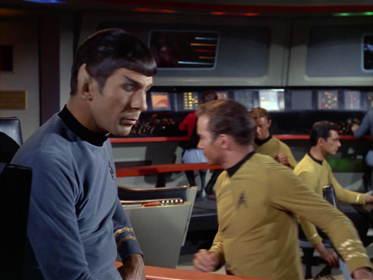 ariane179254_StarTrek_1x22_SpaceSeed_0813.jpg