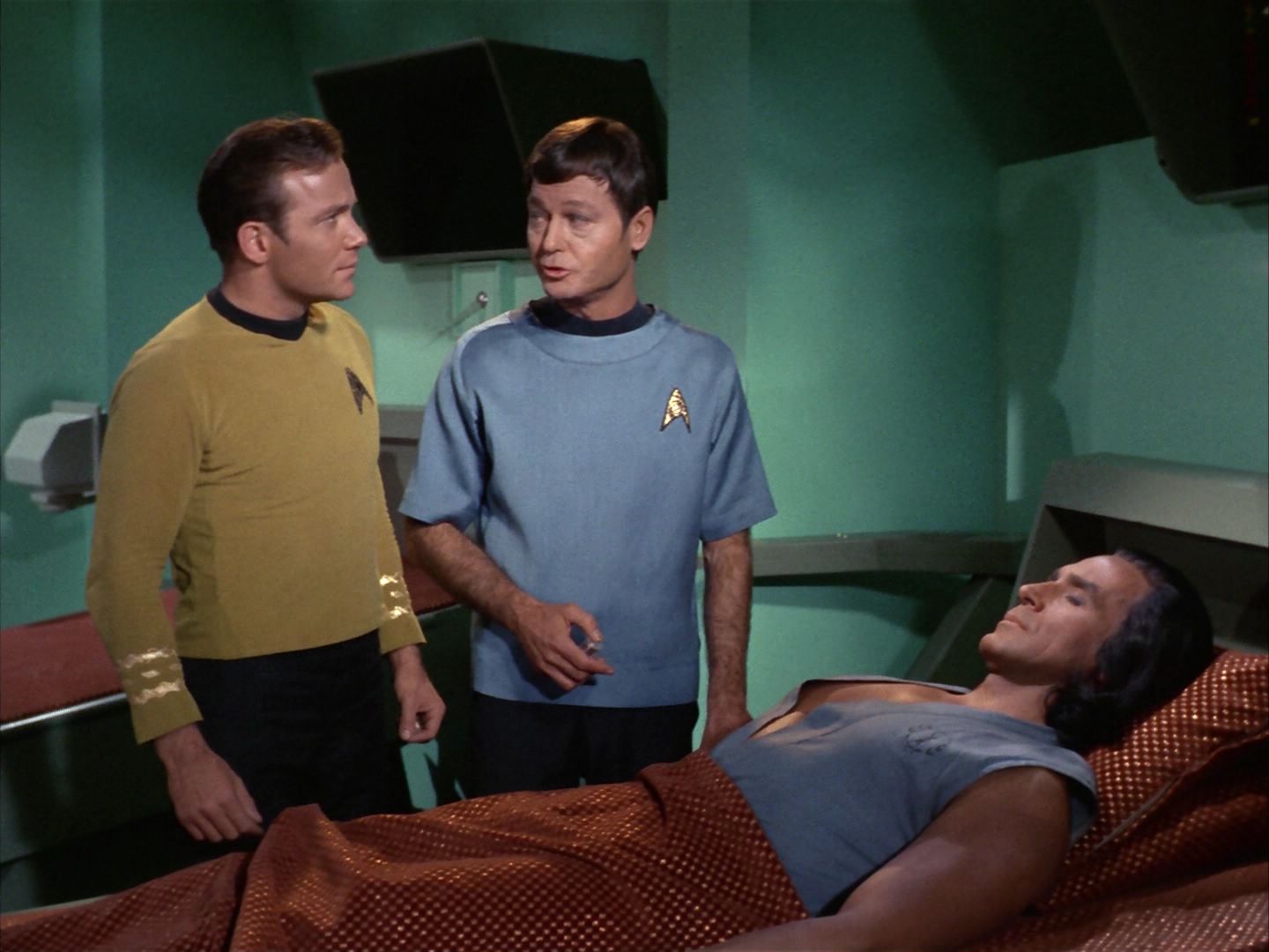 ariane179254_StarTrek_1x22_SpaceSeed_0841.jpg