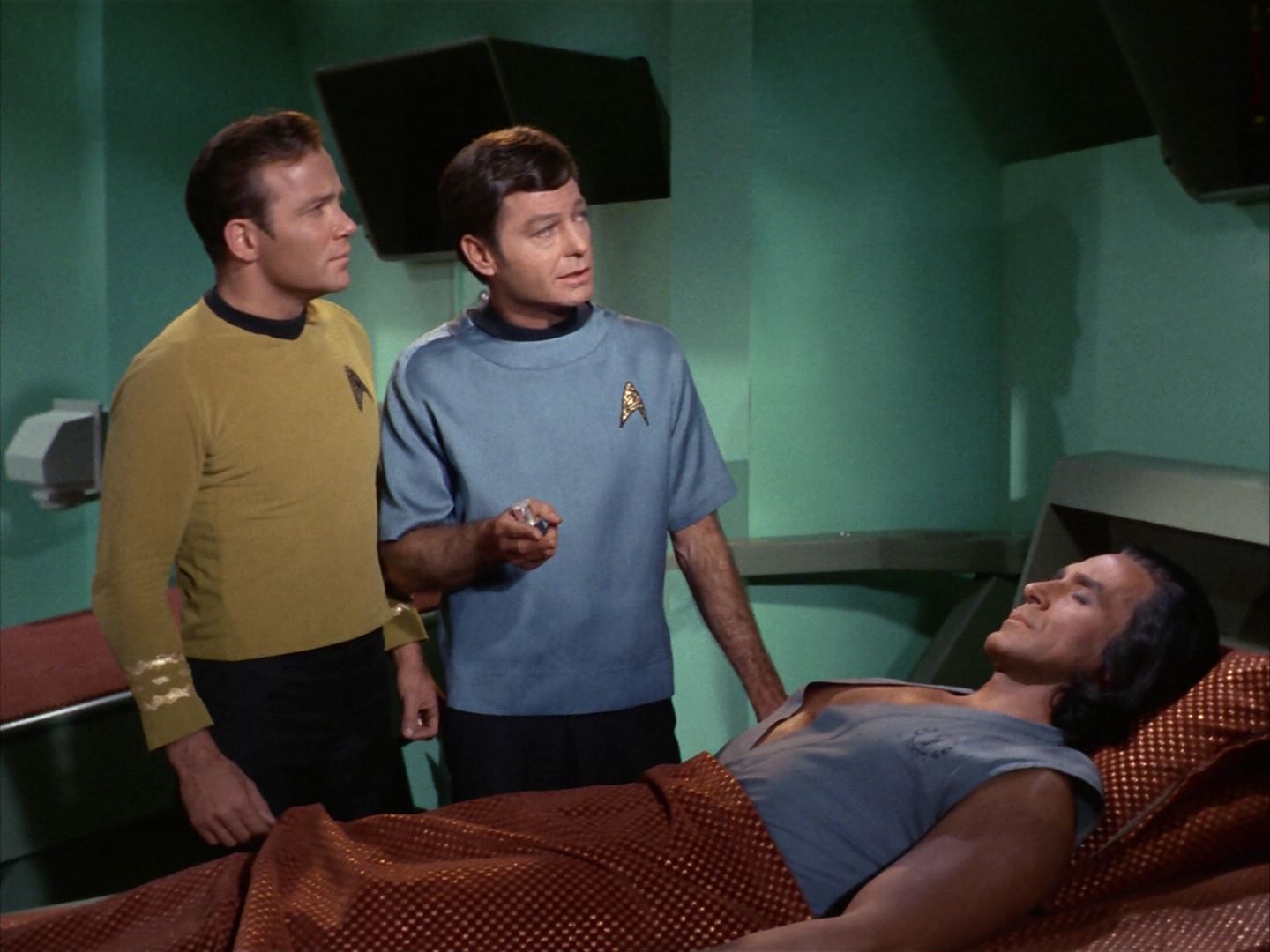 ariane179254_StarTrek_1x22_SpaceSeed_0850.jpg