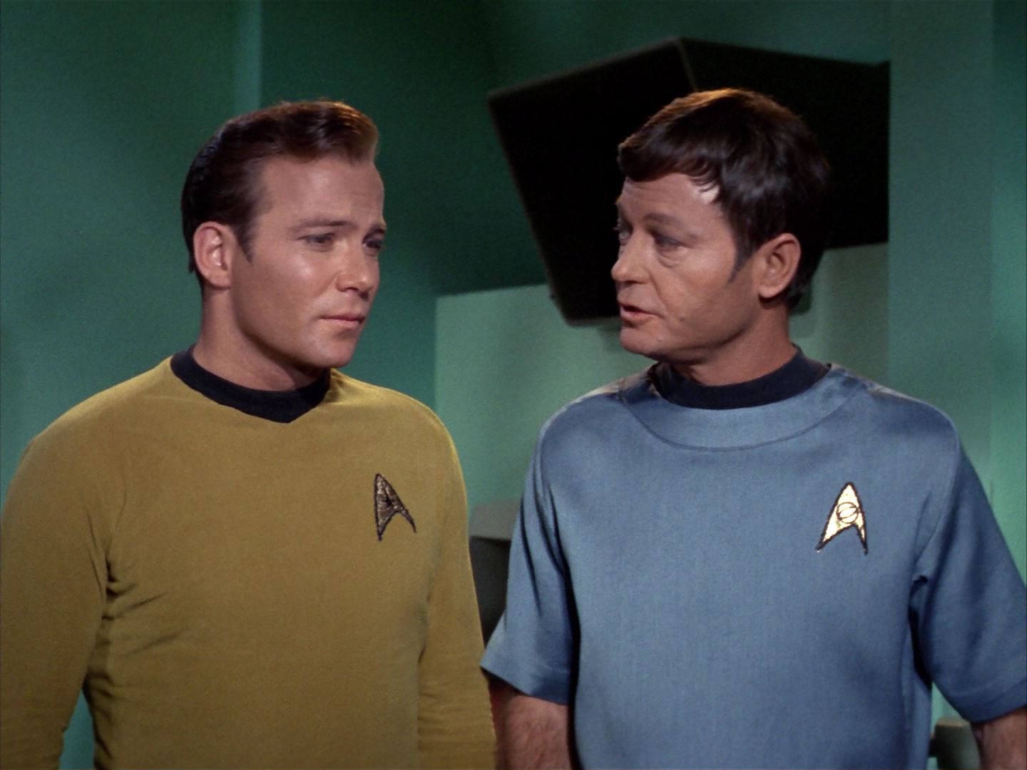 ariane179254_StarTrek_1x22_SpaceSeed_0868.jpg