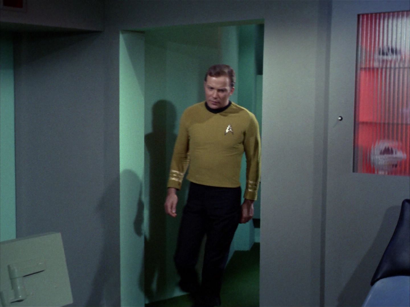 ariane179254_StarTrek_1x22_SpaceSeed_0887.jpg