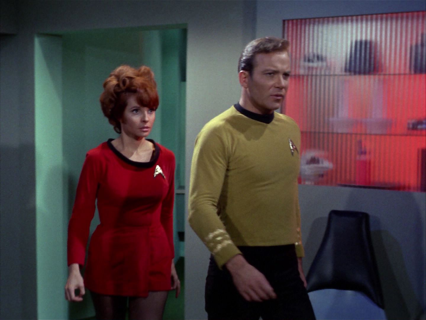 ariane179254_StarTrek_1x22_SpaceSeed_0889.jpg